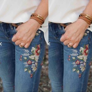 BlankNYC Embroidered Floral Denim Skinny Jeans